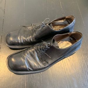 Ferragamo shoes in black